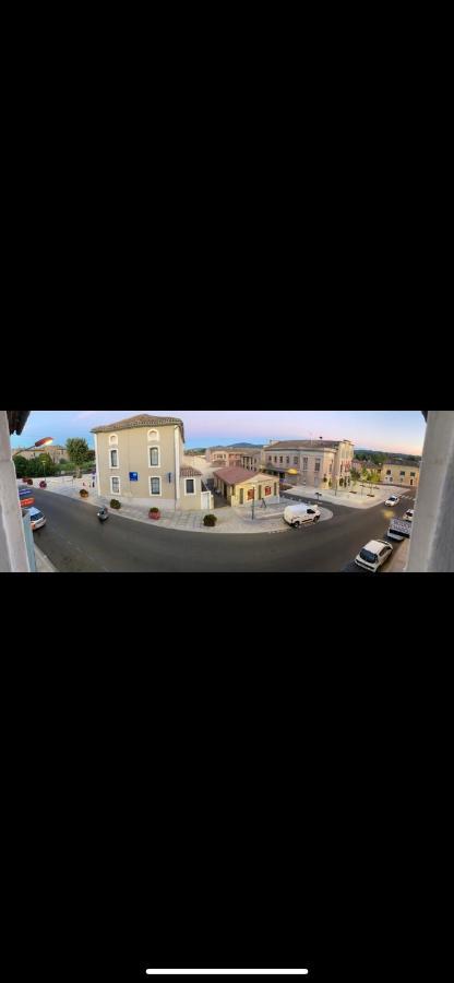 Trèbes Love'Room מראה חיצוני תמונה